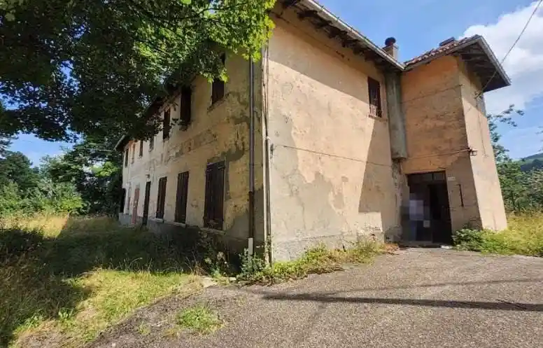 Palazzo - Stabile in vendita a Palagano