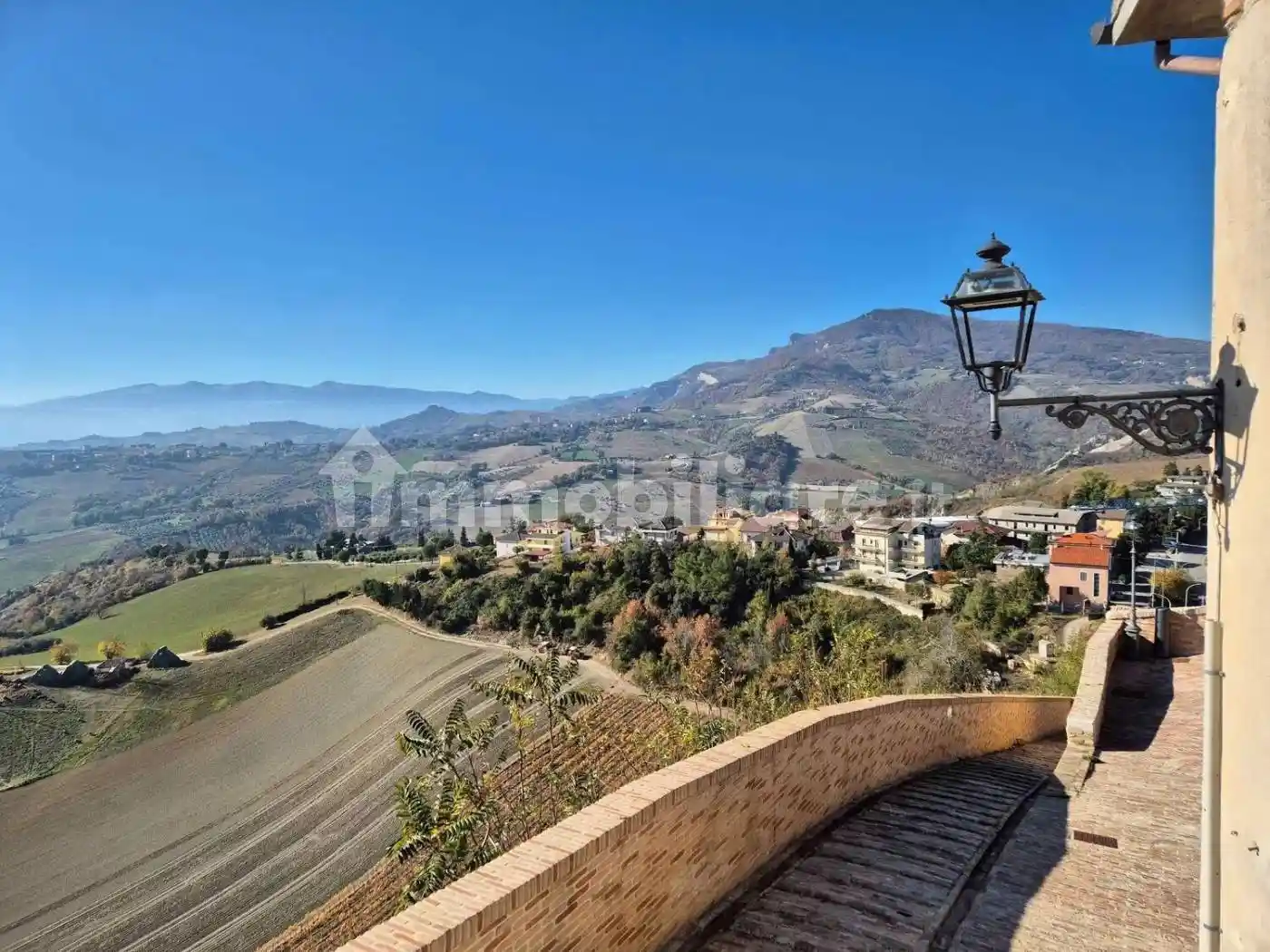 Appartamento in vendita a Castignano