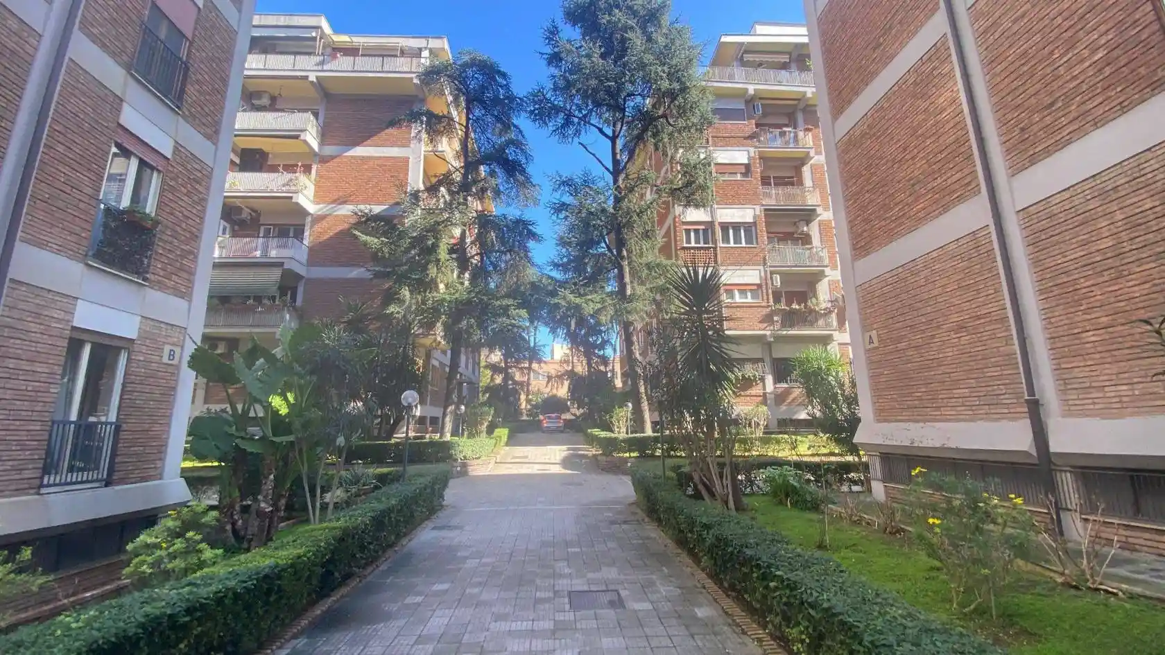 Appartamento in vendita a Roma