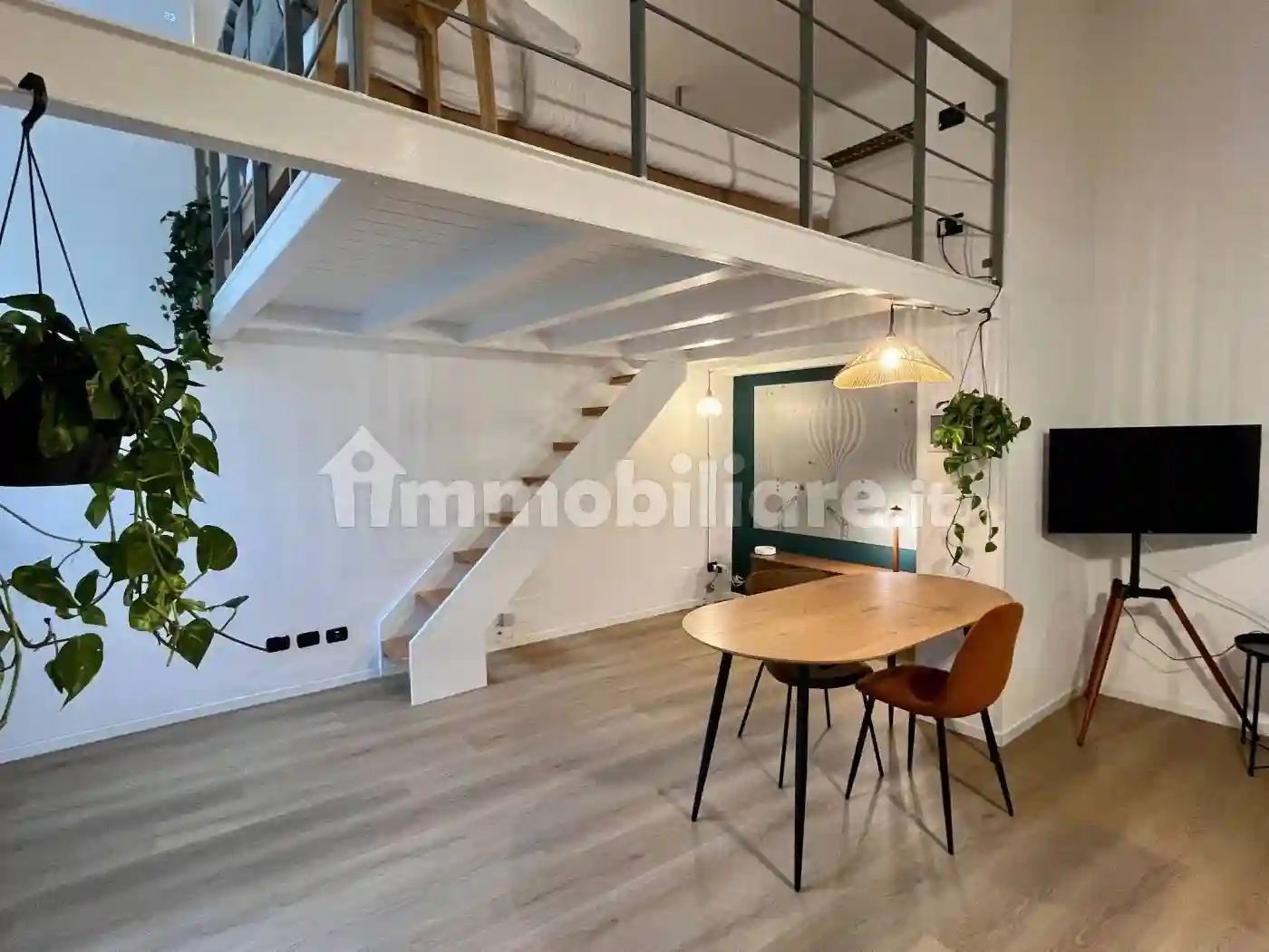 Loft - foto 5
