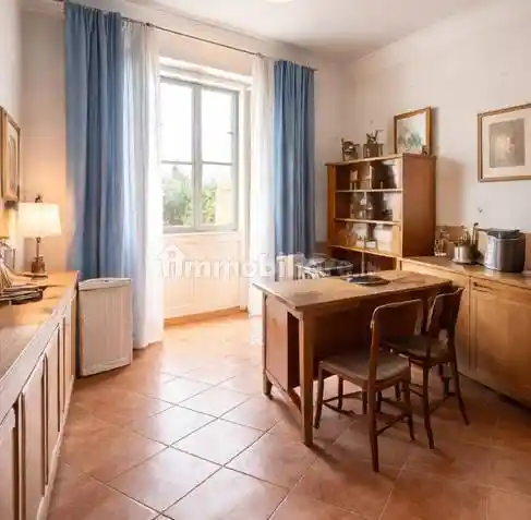 Appartamento in vendita a Livorno