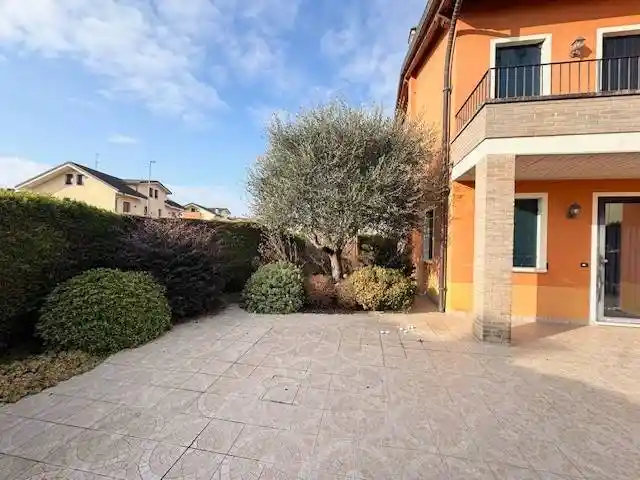 Villa in vendita a Cervarese Santa Croce