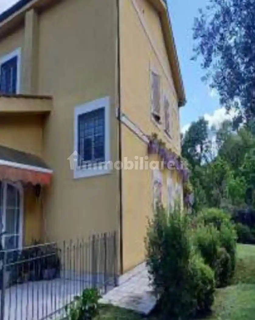 Villa in vendita a Sutri