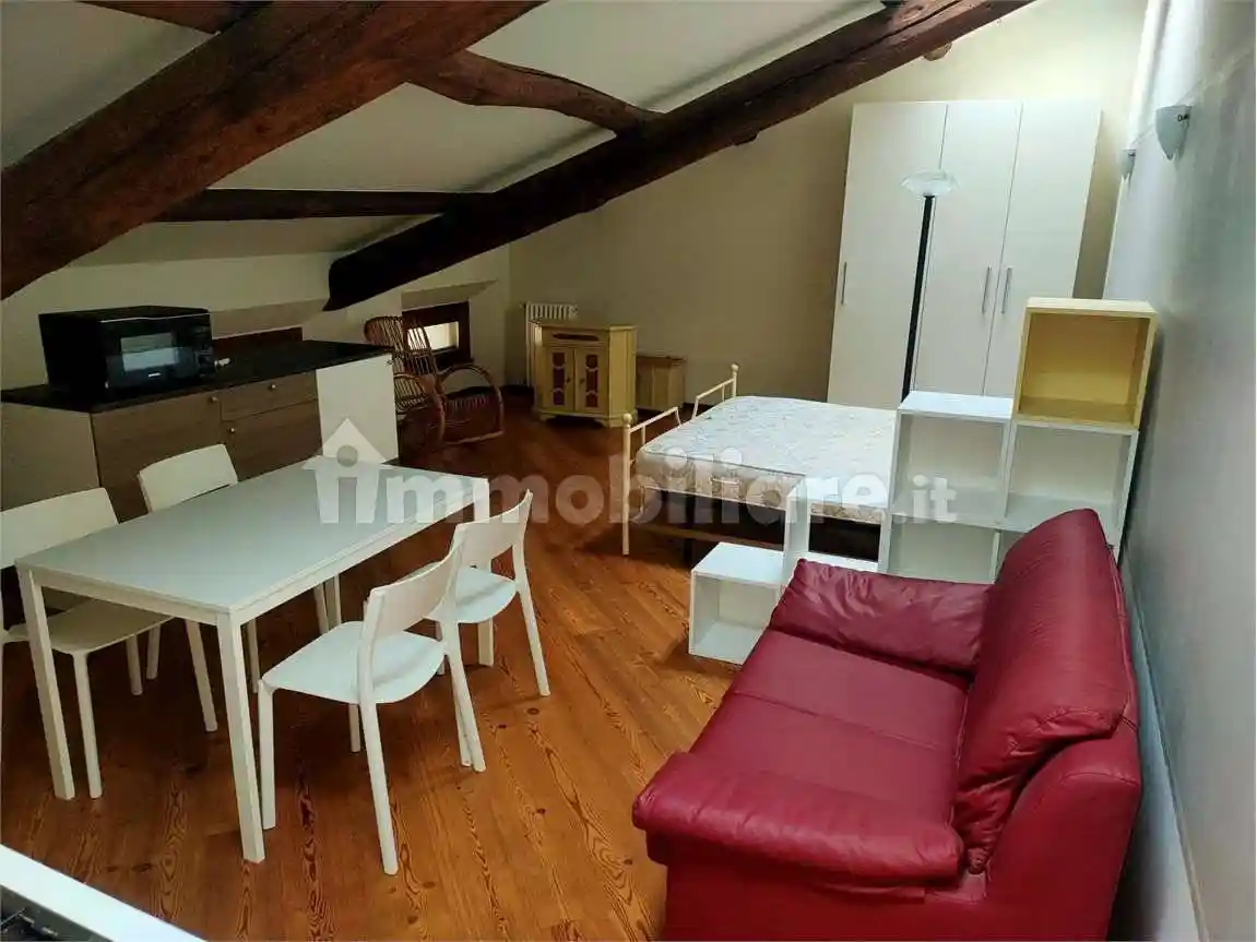 Appartamento in affitto a Mantova