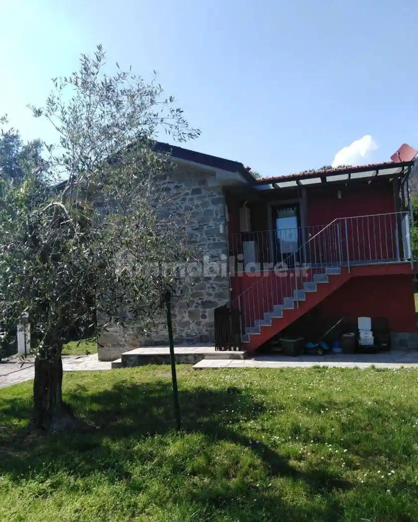 Appartamento in affitto a Calice al Cornoviglio