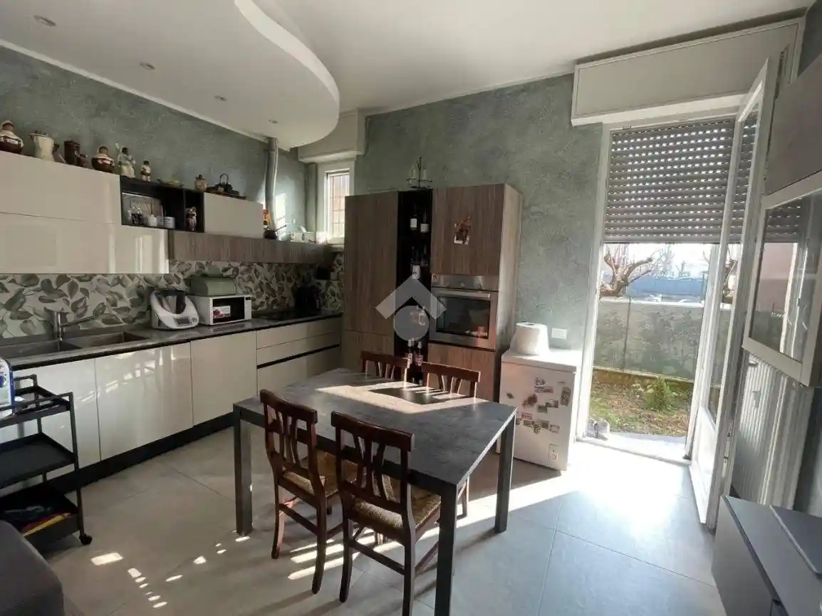 Appartamento in vendita a Monza