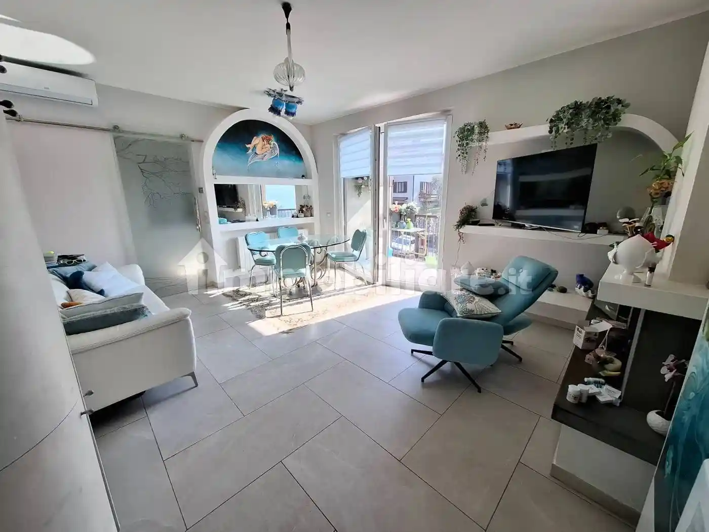 Appartamento in vendita a Sale Marasino