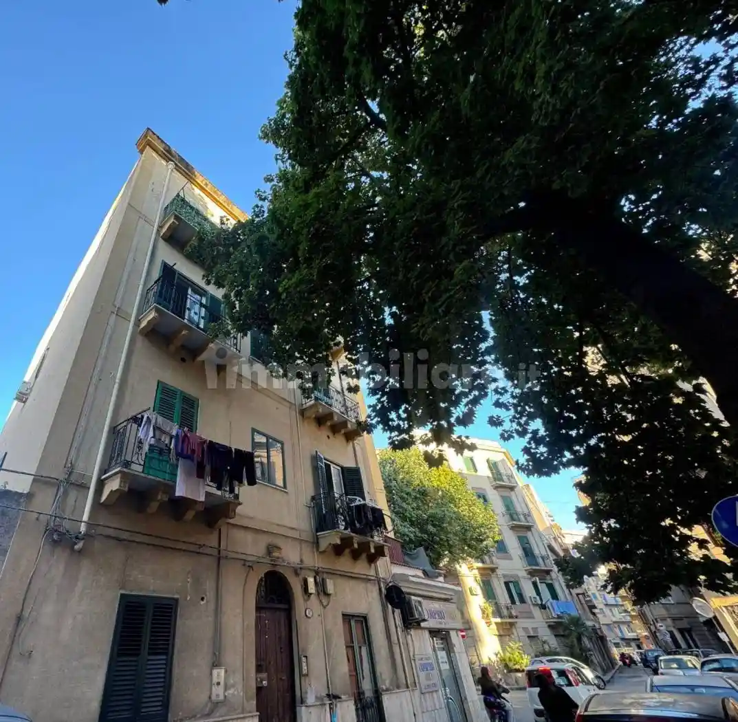 Appartamento in vendita a Palermo