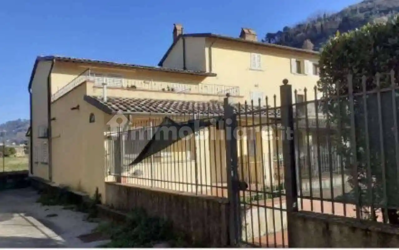 Appartamento in vendita a Pescia