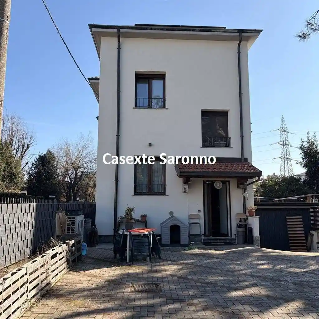 Casa indipendente in vendita a Gallarate