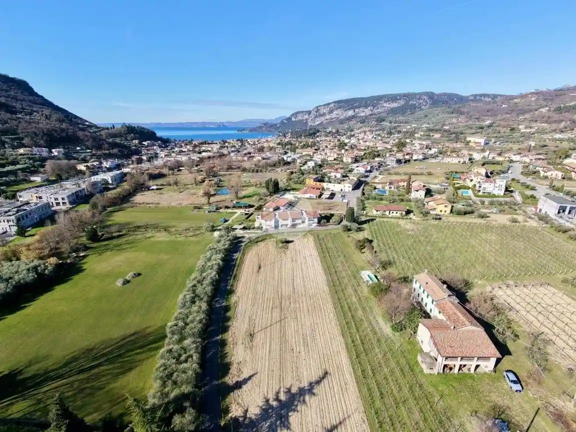 Rustico - Casale in vendita a Garda