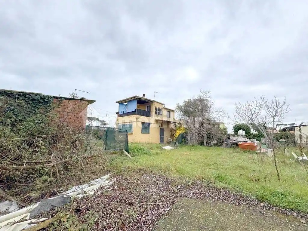 Casa indipendente in vendita a Viareggio