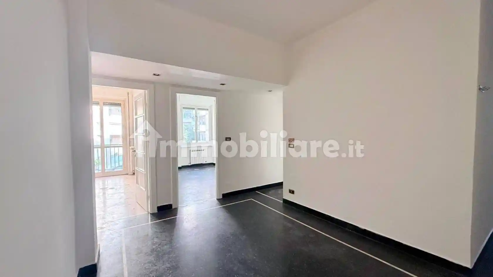 Appartamento in vendita a Genova