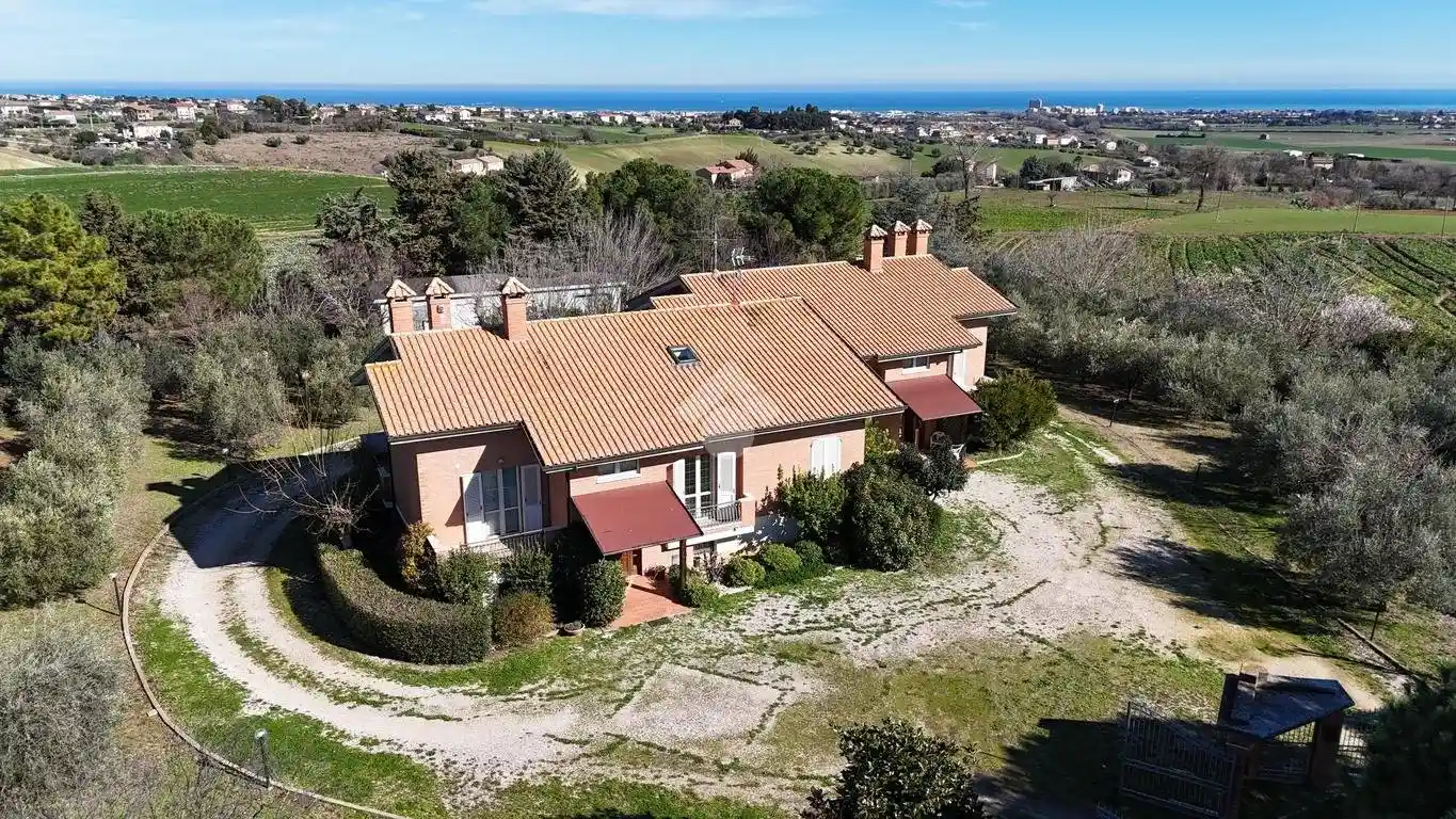 Villa in vendita a Sant'Elpidio a Mare
