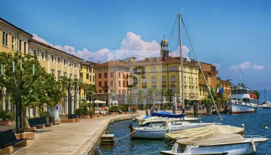 Appartamento in affitto a Salò