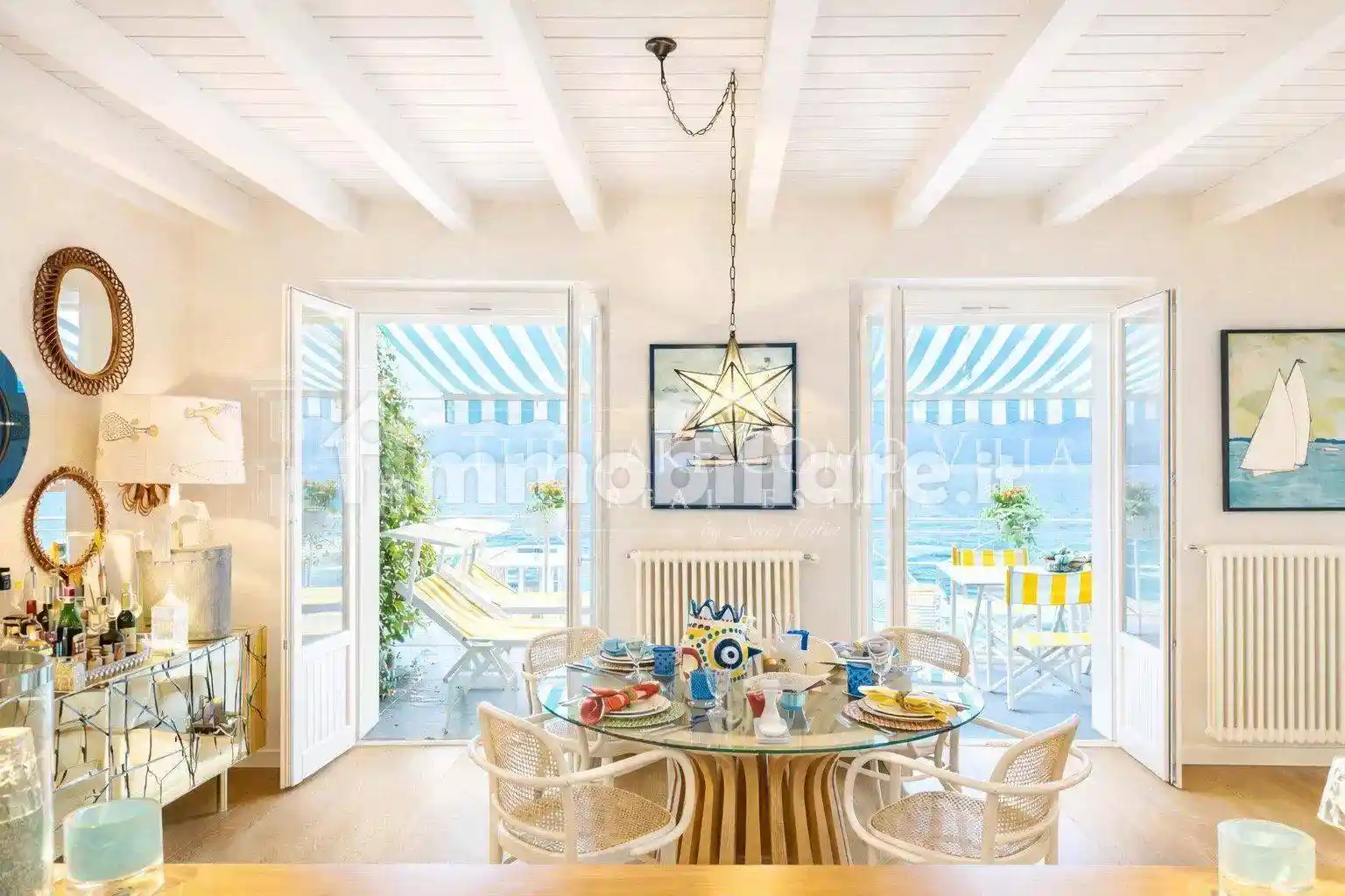 Villa in vendita a Carate Urio