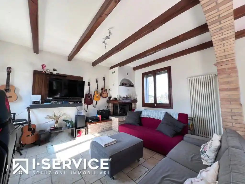 Casa indipendente in vendita a Ravenna