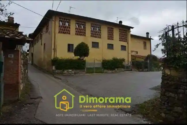 Casa indipendente in vendita a Scarperia e San Piero