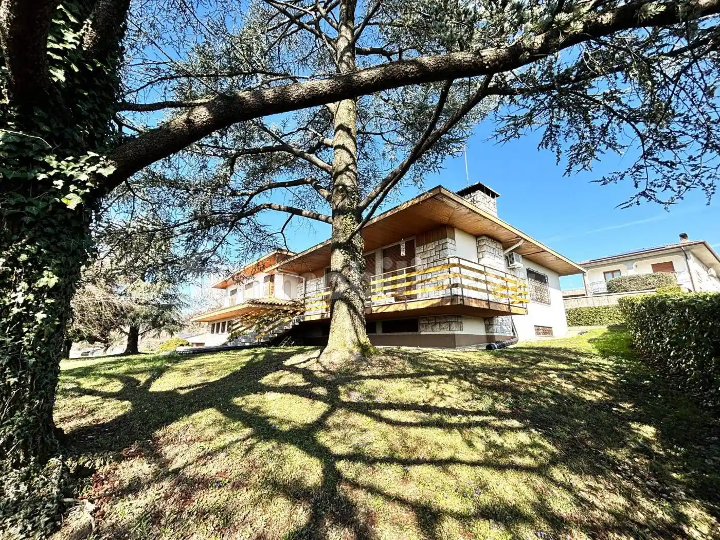 Villa in vendita a Buja