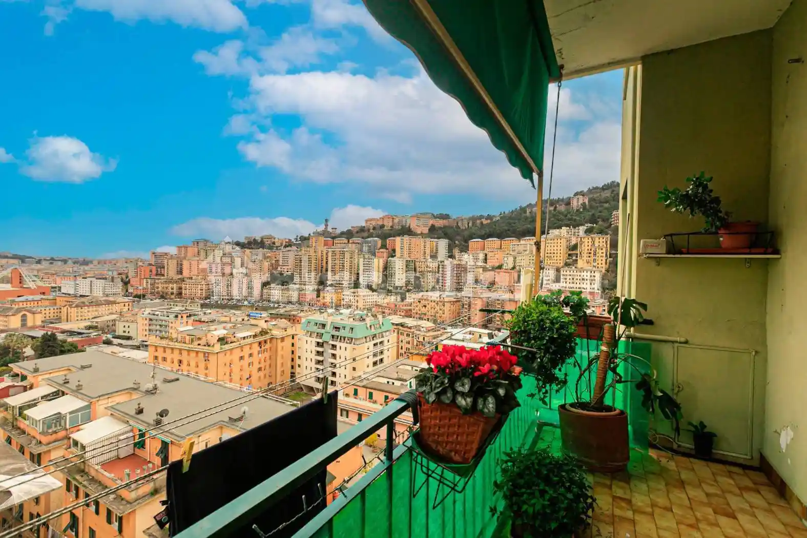 Appartamento in vendita a Genova