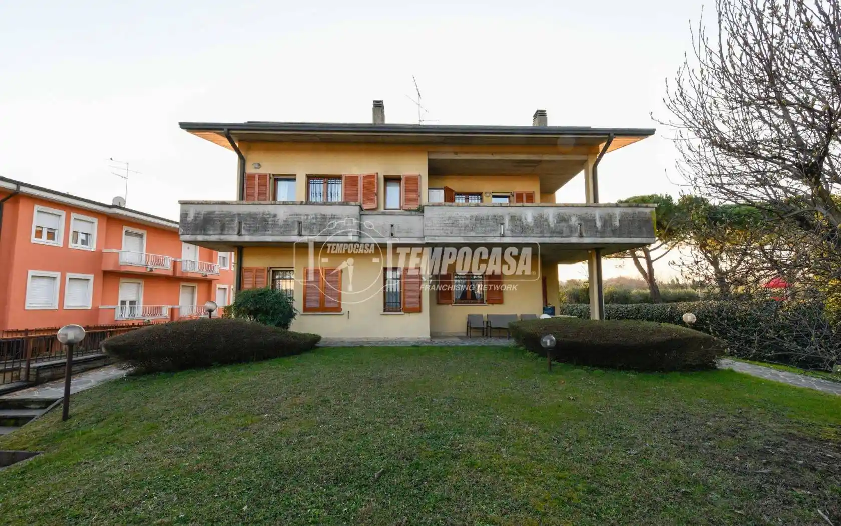 Villa in vendita a Desenzano del Garda