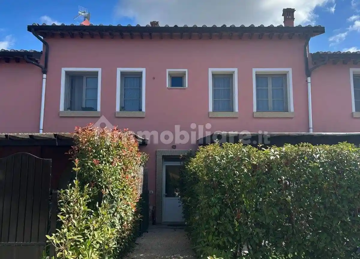 Appartamento in vendita a Cecina