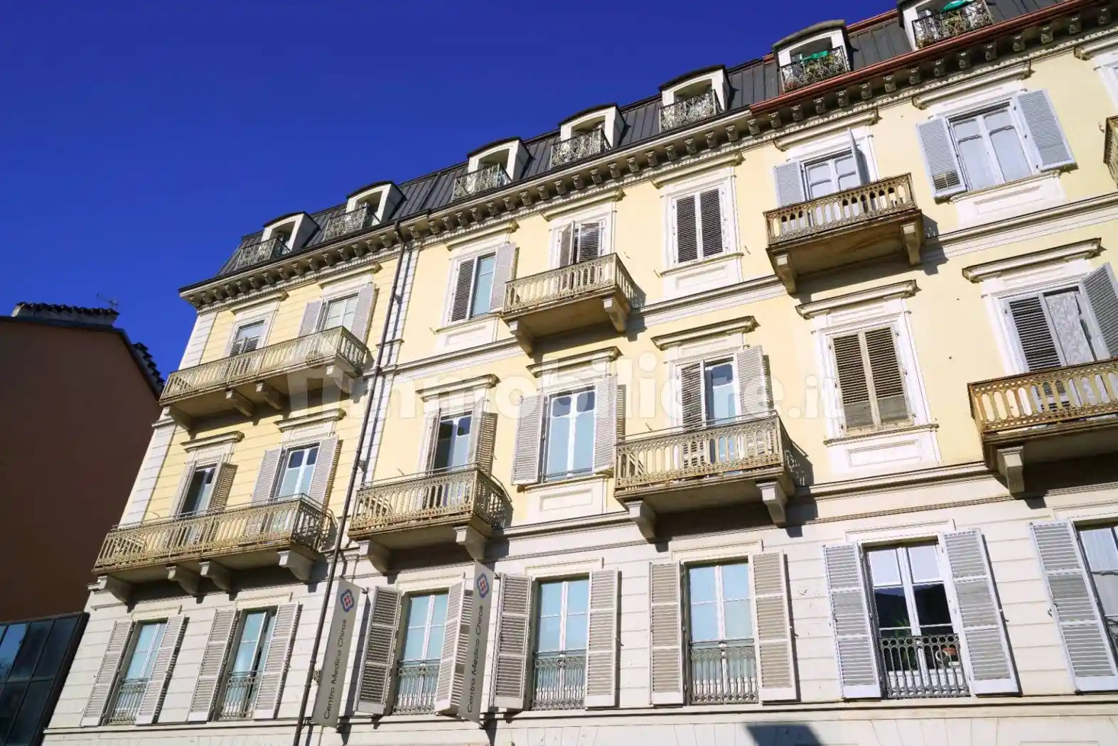 Palazzo - Edificio in affitto a Torino