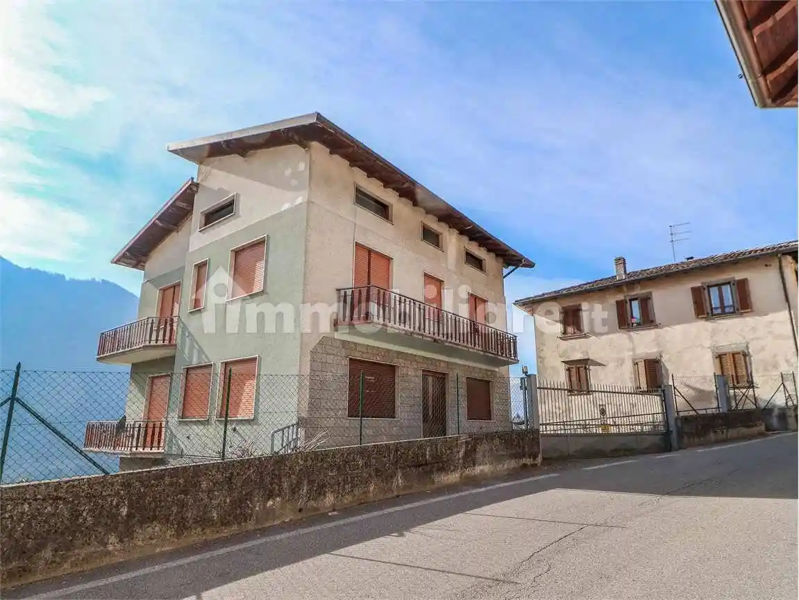 Palazzo - Edificio in vendita a Cerete