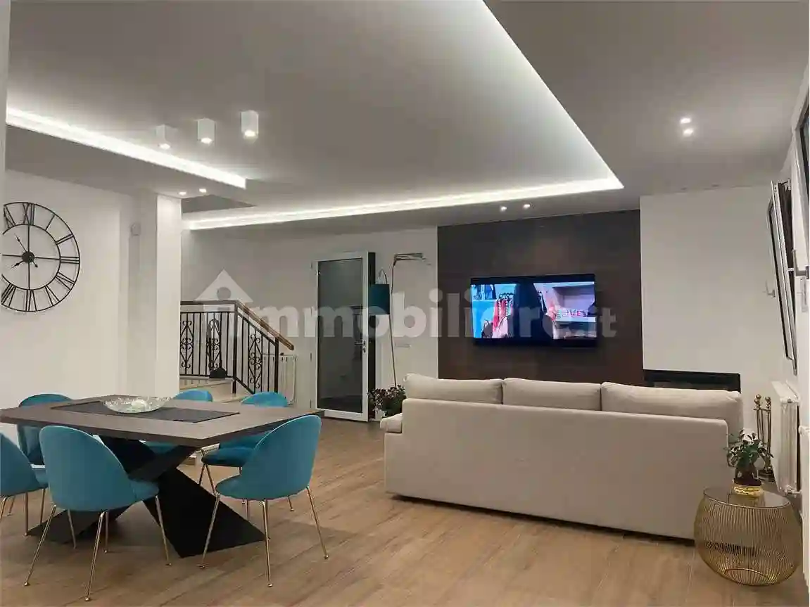 Villetta a schiera - foto 2