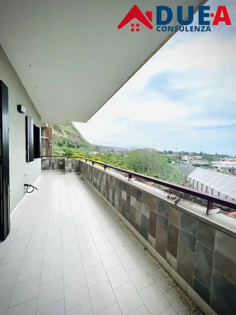 Appartamento in affitto a Pozzuoli