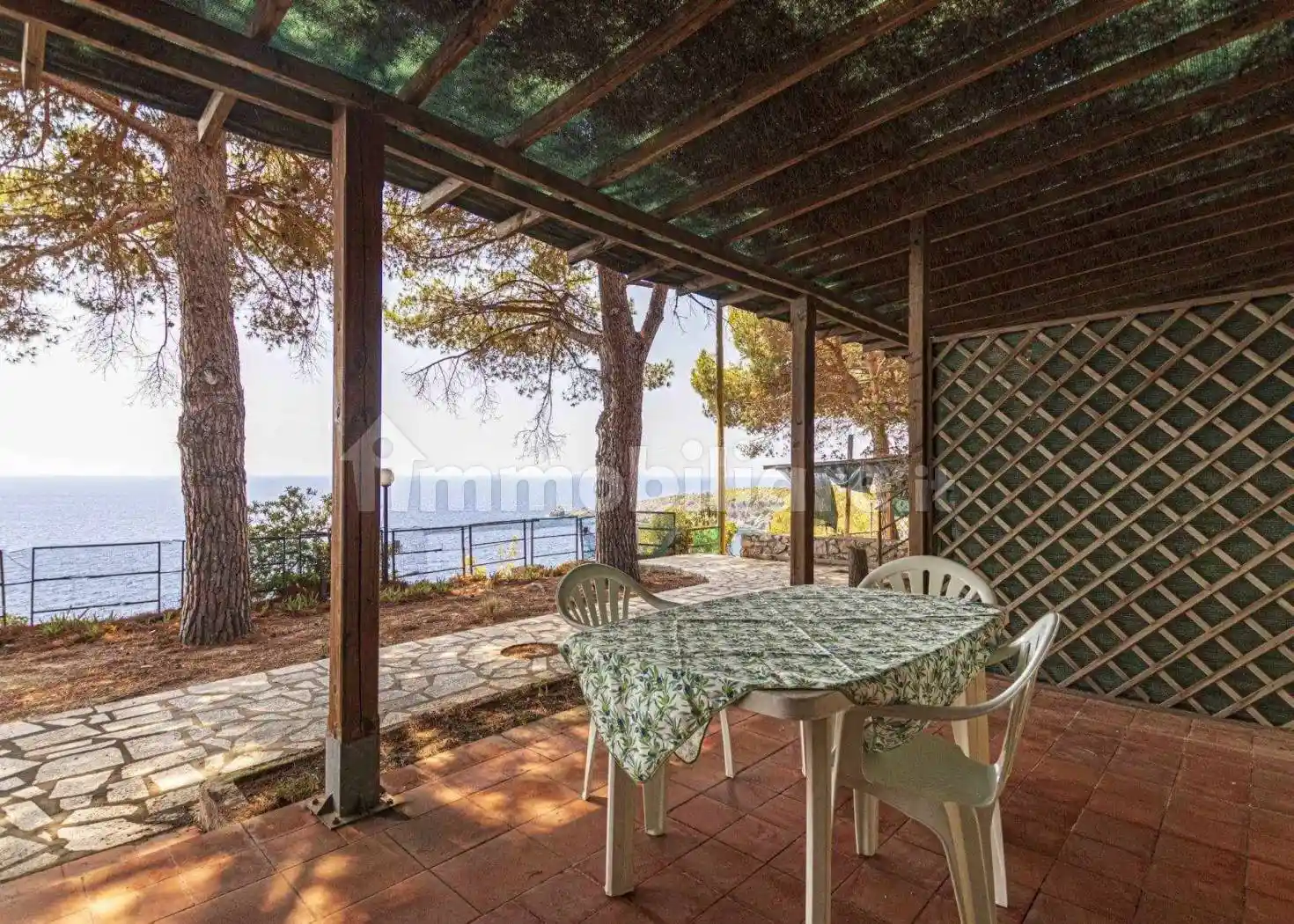 Appartamento in vendita a Campo nell'Elba