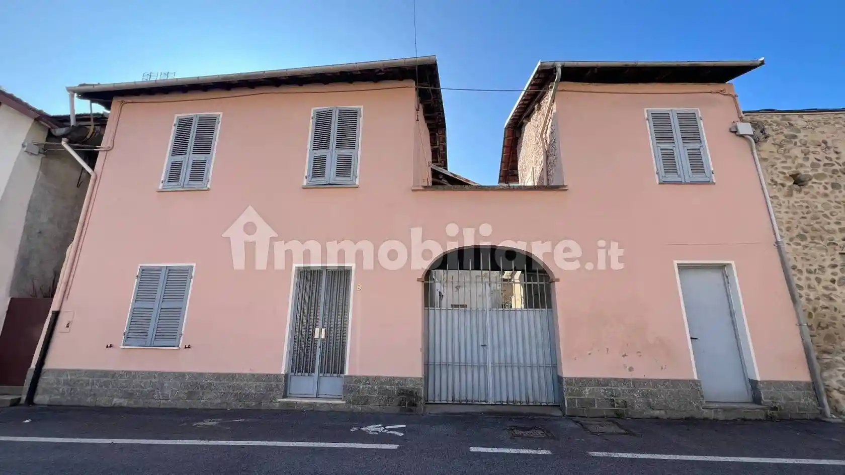 Casa indipendente in vendita a Chiusa di Pesio