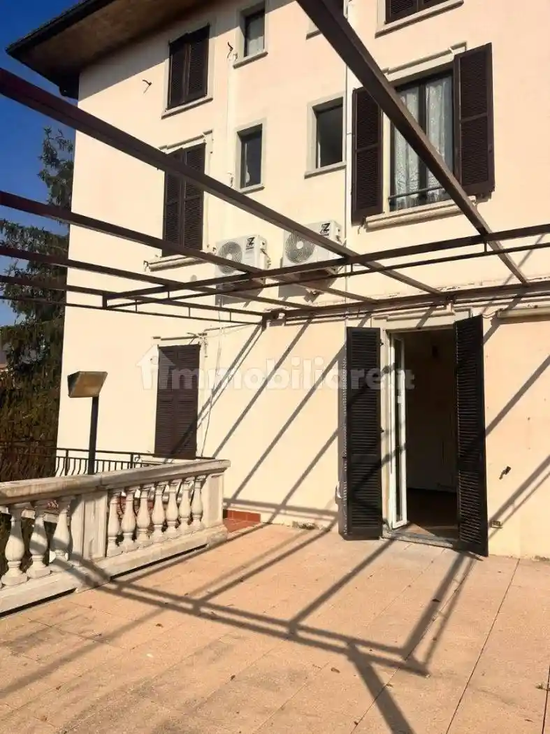 Appartamento in vendita a Caprino Bergamasco