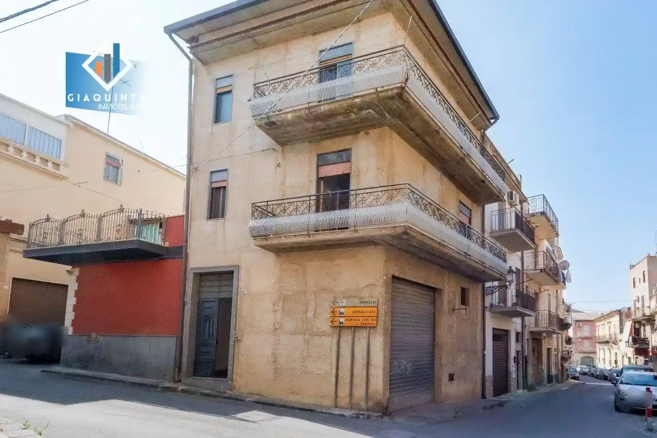 Casa indipendente in vendita a Palagonia