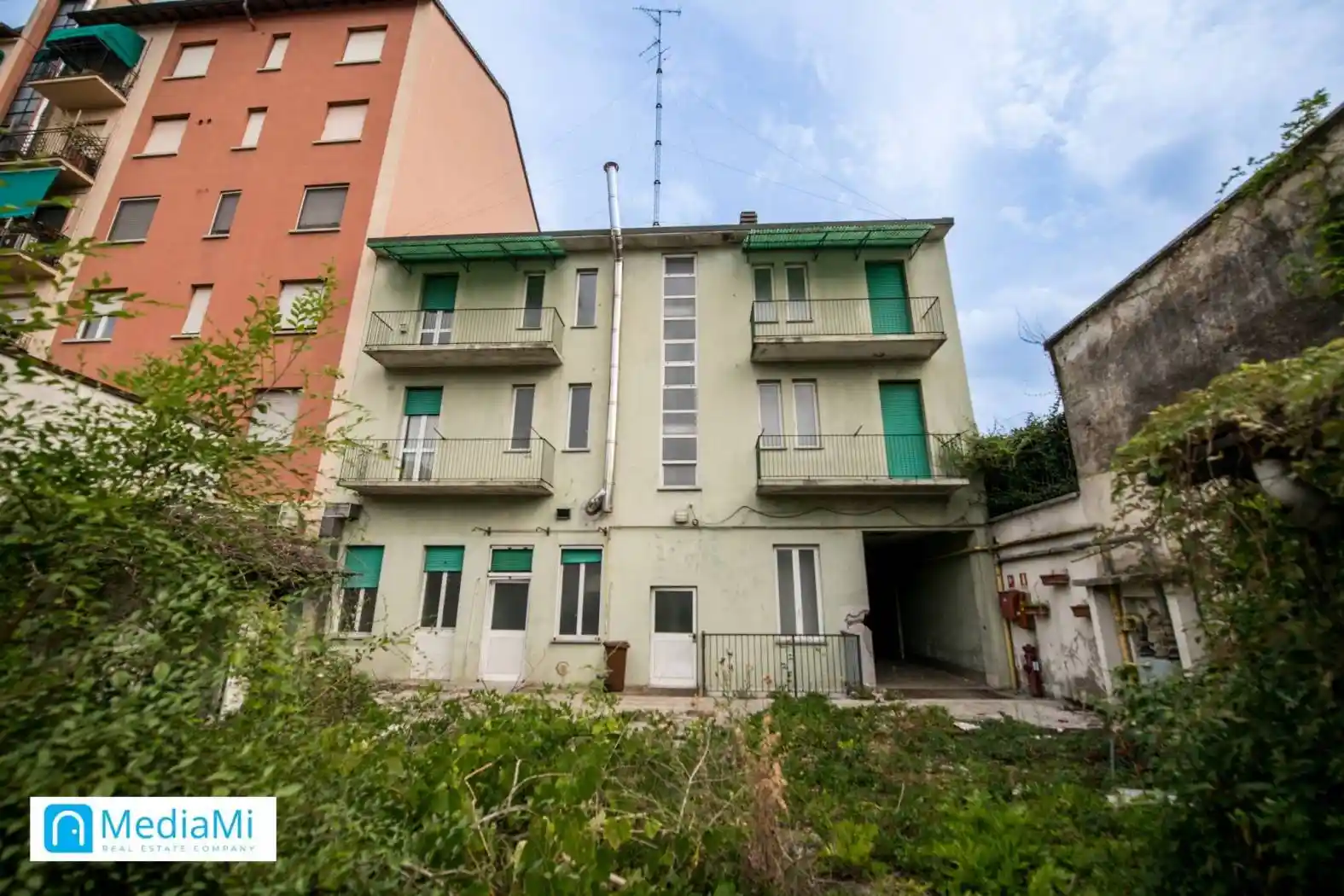 Palazzo - Edificio in vendita a Milano