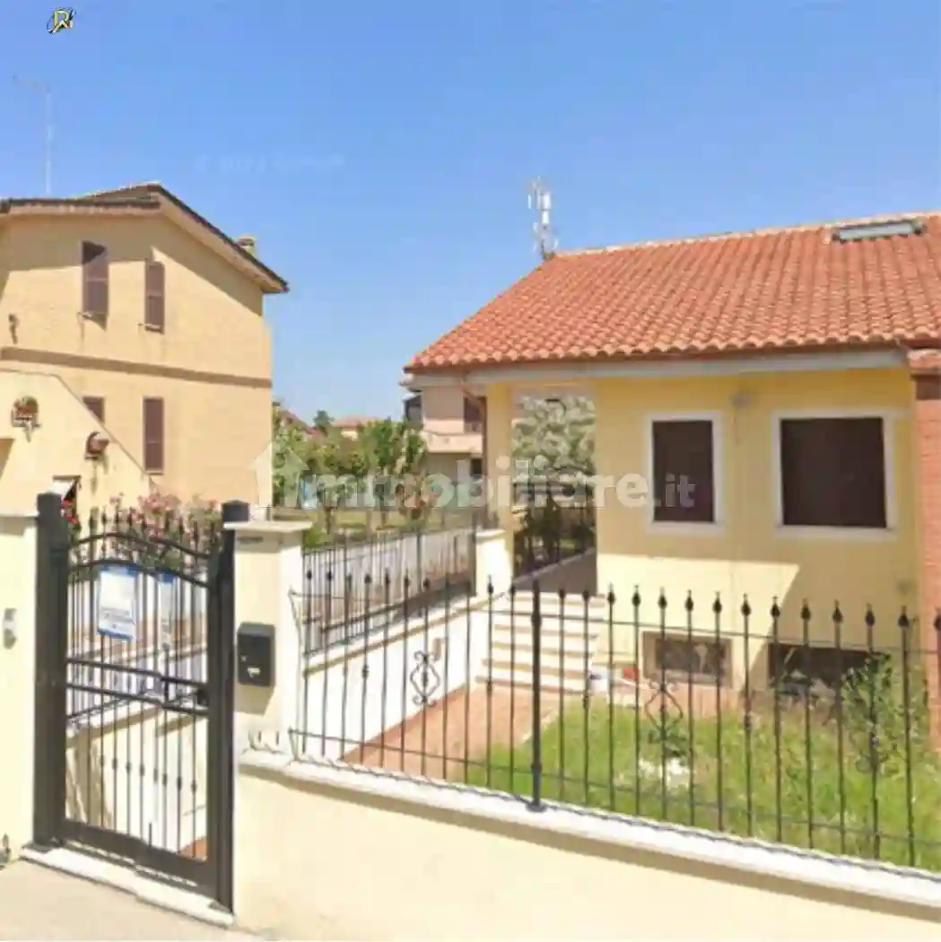 Villetta a schiera - foto 2