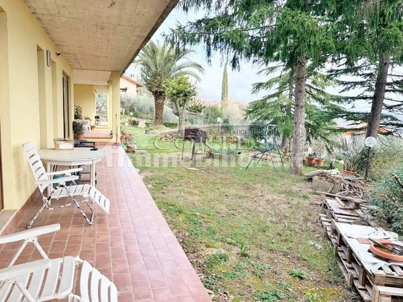 Casa indipendente in vendita a Perugia