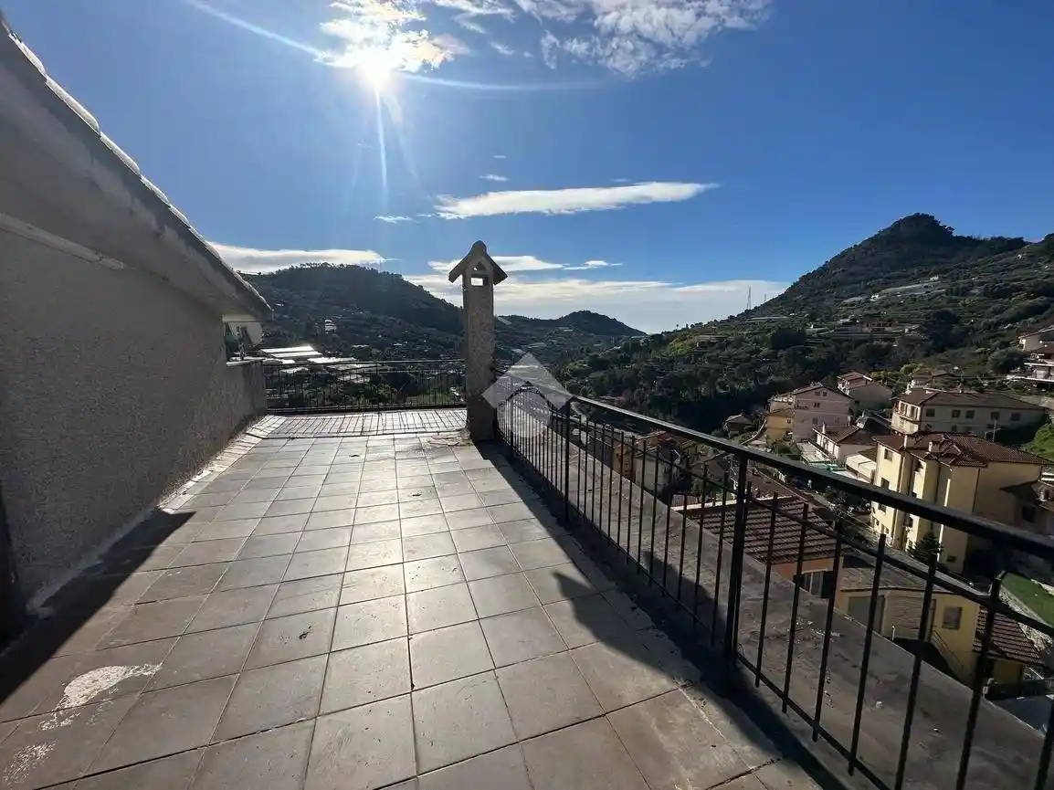 Appartamento in vendita a San Biagio della Cima