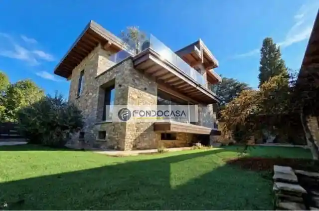 Villa in vendita a Monza