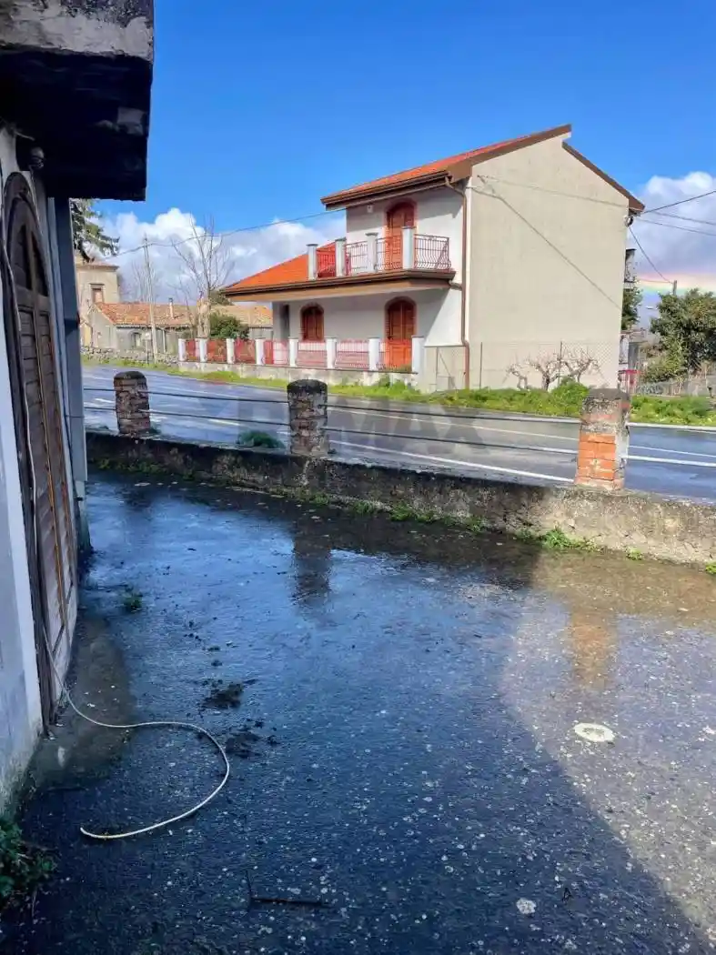 Casa indipendente in vendita a Castiglione di Sicilia