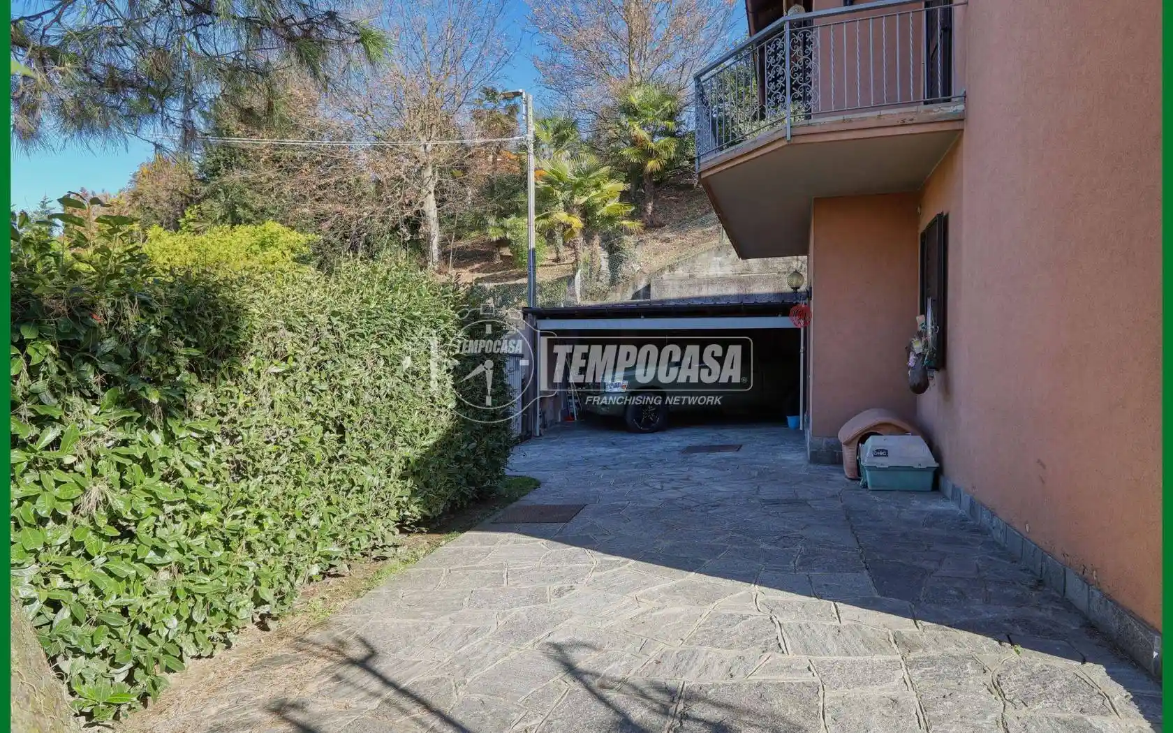 Villa in vendita a Varese