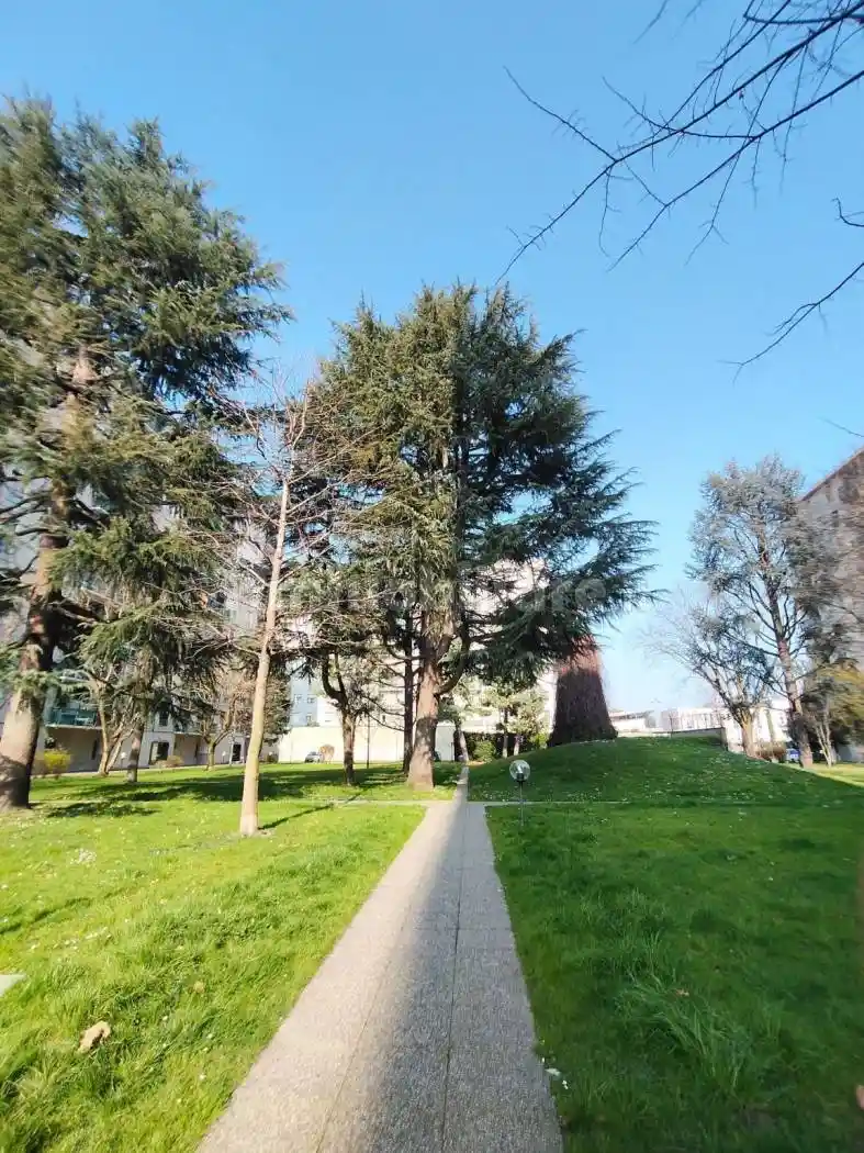 Appartamento in vendita a Corsico