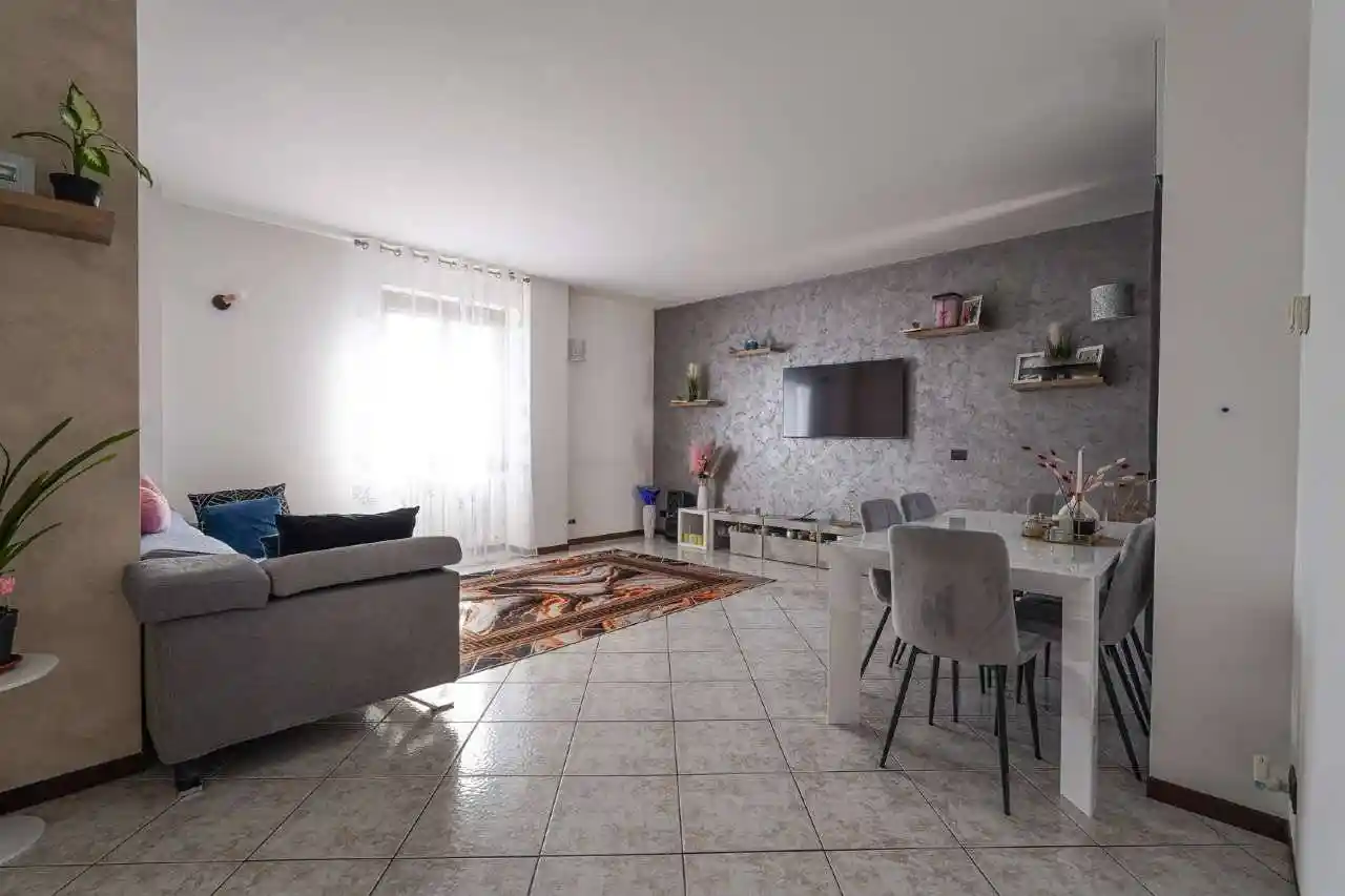 Appartamento in vendita a Capriate San Gervasio