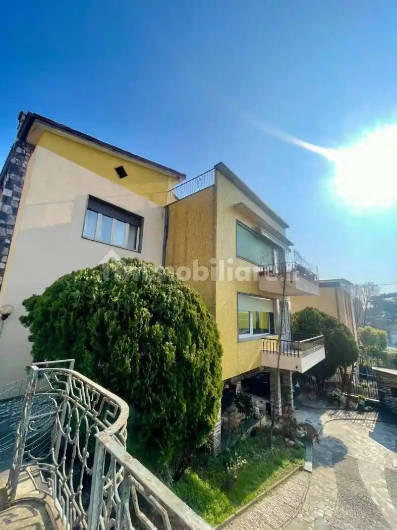 Appartamento in vendita a Brescia