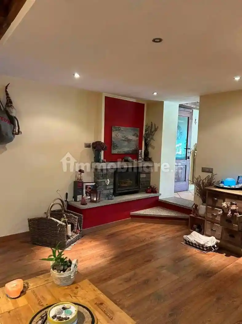 Villa in vendita a Arizzano