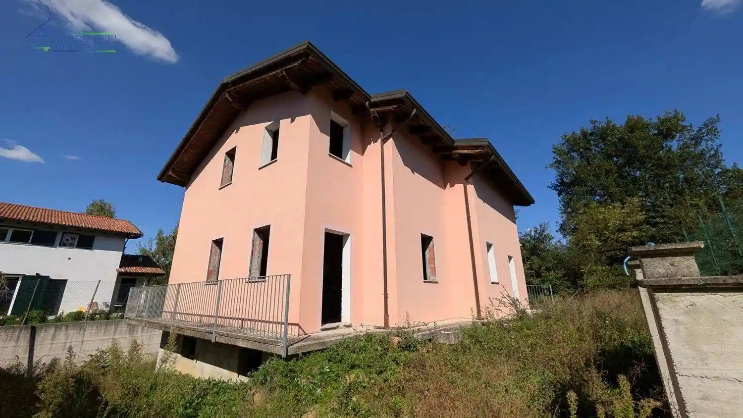 Villa in vendita a Tassarolo