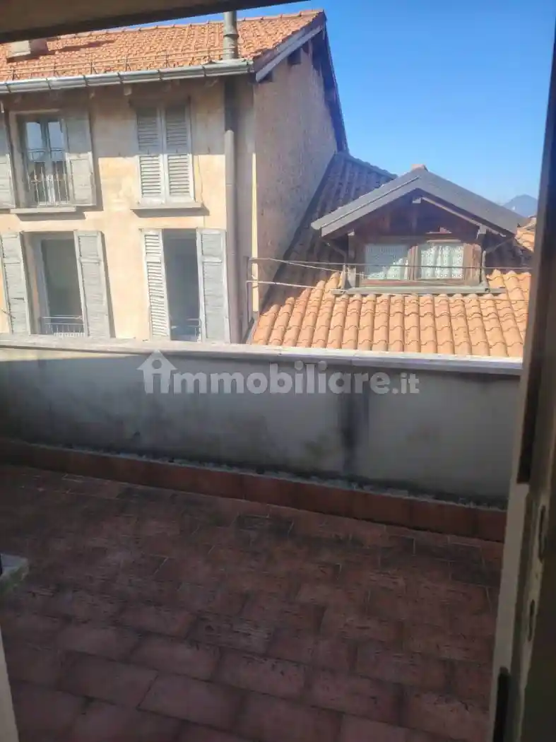 Appartamento in vendita a Brinzio