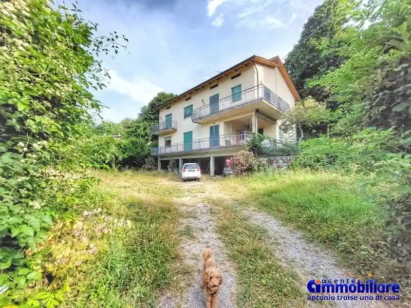 Villa in vendita a Pistoia