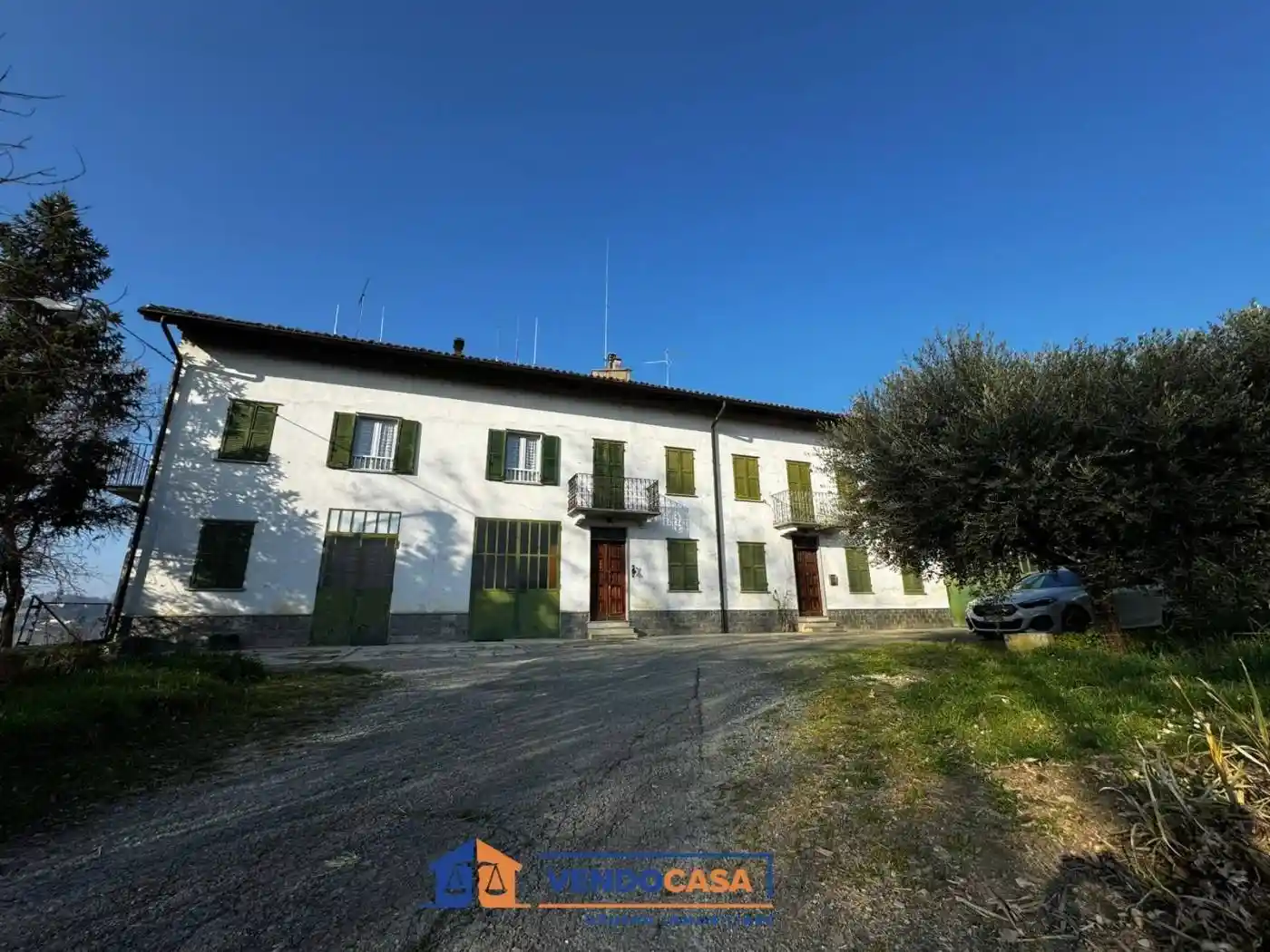 Villa in vendita a Nizza Monferrato