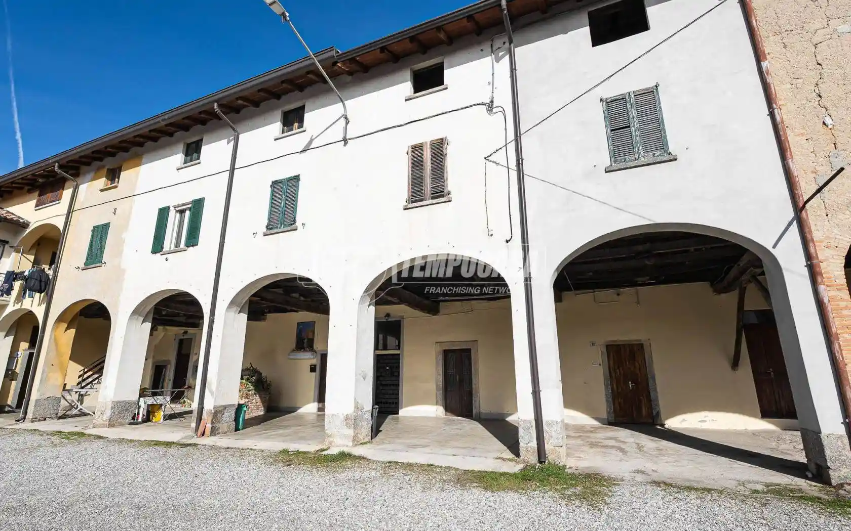 Appartamento in vendita a Monguzzo